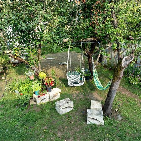 Bagdati La-Marti, Idyllische Unterkunft Mit Kamin מראה חיצוני תמונה